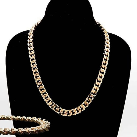 20 Inch Long Flat Square Shape Chain Necklace: Gold