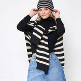 Two-Tone Striped Knitted Ruana Scarf: BLK / ONE SIZE