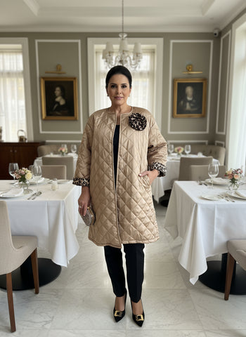 Gold quiltedcoat with leopard corsage design
