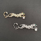 Rhinestones Inlaid Cheetah Brooch: Golden